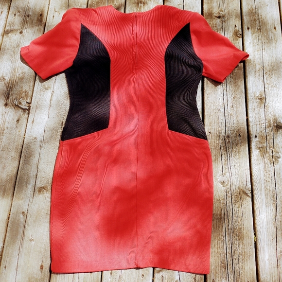 Host Pick⚡Vintage Red + Black Dress - Picture 8 of 11